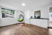 6 beds 3.5 baths house with carport, two levels, each level has 3 beds, bath, kitchen, dining and sitting area, close to Howick Village, schools, beach, 0.8 km to Howick Intermediate, 74 Ridge Road, Howick, Auckland