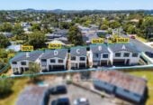 Brandnew standalone 4 beds 2.5 baths home with garage, just minutes from Green Bay and Close to New Lynn shopping centres, cafes, and all the vibrant amenities, 0.3km to Green Bay Primary School, 0.6 km to Green Bay High School, 21C Barron Drive, Green Bay, Auckland