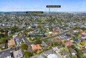 5 beds 3 baths with double garage on 649m2 section, close to schools, shops, 0.5 km to Macleans Primary School, 0.9 km to Howick Intermediate, 1.4 km to Pakuranga College, 120 Hutchinsons Road, Bucklands Beach, Auckland