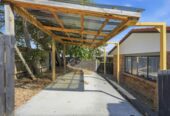 5 beds 3 baths with double garage on 649m2 section, close to schools, shops, 0.5 km to Macleans Primary School, 0.9 km to Howick Intermediate, 1.4 km to Pakuranga College, 120 Hutchinsons Road, Bucklands Beach, Auckland