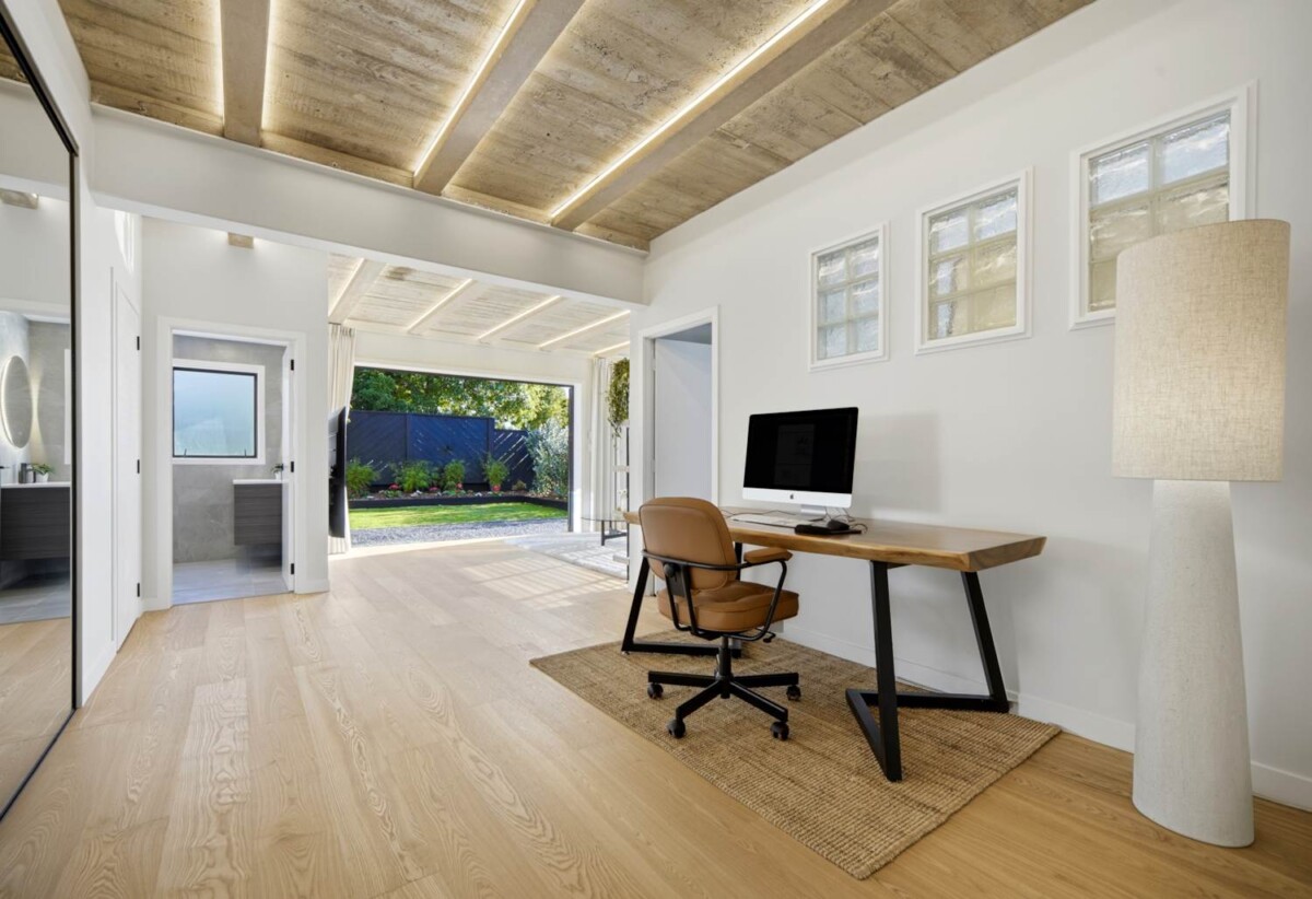 411m2 5 beds + office space 4 baths house with garage on 809m2 section, with RC to subdivide and concept plans available, for a new standalone house on the front section. just moments from St Heliers village and the waterfront, 0.6 km to Churchill Park School, 41 Bay Road, St Heliers, Auckland