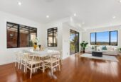 Renovated 6 beds 4 baths house with double garage on 507m2 section, zoned for top schools—including Albany Junior and Senior High—and moments from Westfield Albany, golf club, motorway access, 92 Schnapper Rock Road, Albany, Auckland
