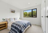 Motivated vendor, Rangitoto College zone, Standalone Brandnew 4 beds 2.5 baths home with garage, with Rothesay Bay Beach just a short stroll away and Browns Bay village nearby, 0.2 km to Browns Bay School, Lot 2/30 Kiteroa Terrace, Rothesay Bay, Auckland