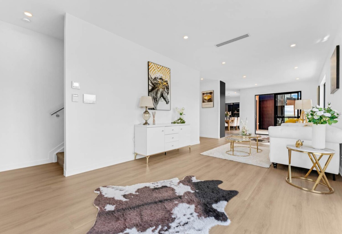 Standalone New 4 beds 2.5 baths house with garage, 3.7 km to Te Hihi School, 4.1 km to Karaka School, 61 Maungakaraka Road, Karaka, Auckland