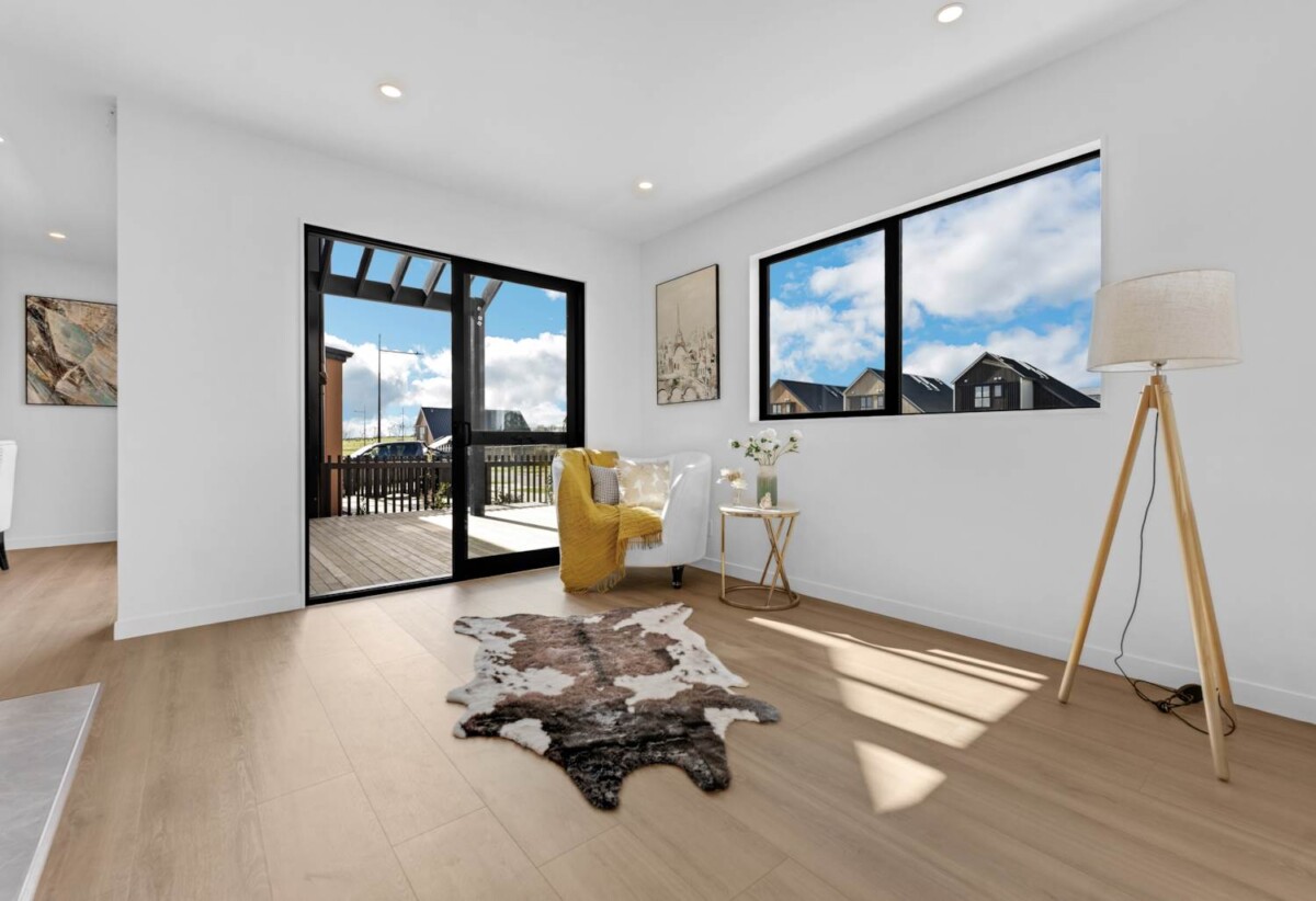 Standalone New 4 beds 2.5 baths house with garage, 3.7 km to Te Hihi School, 4.1 km to Karaka School, 61 Maungakaraka Road, Karaka, Auckland