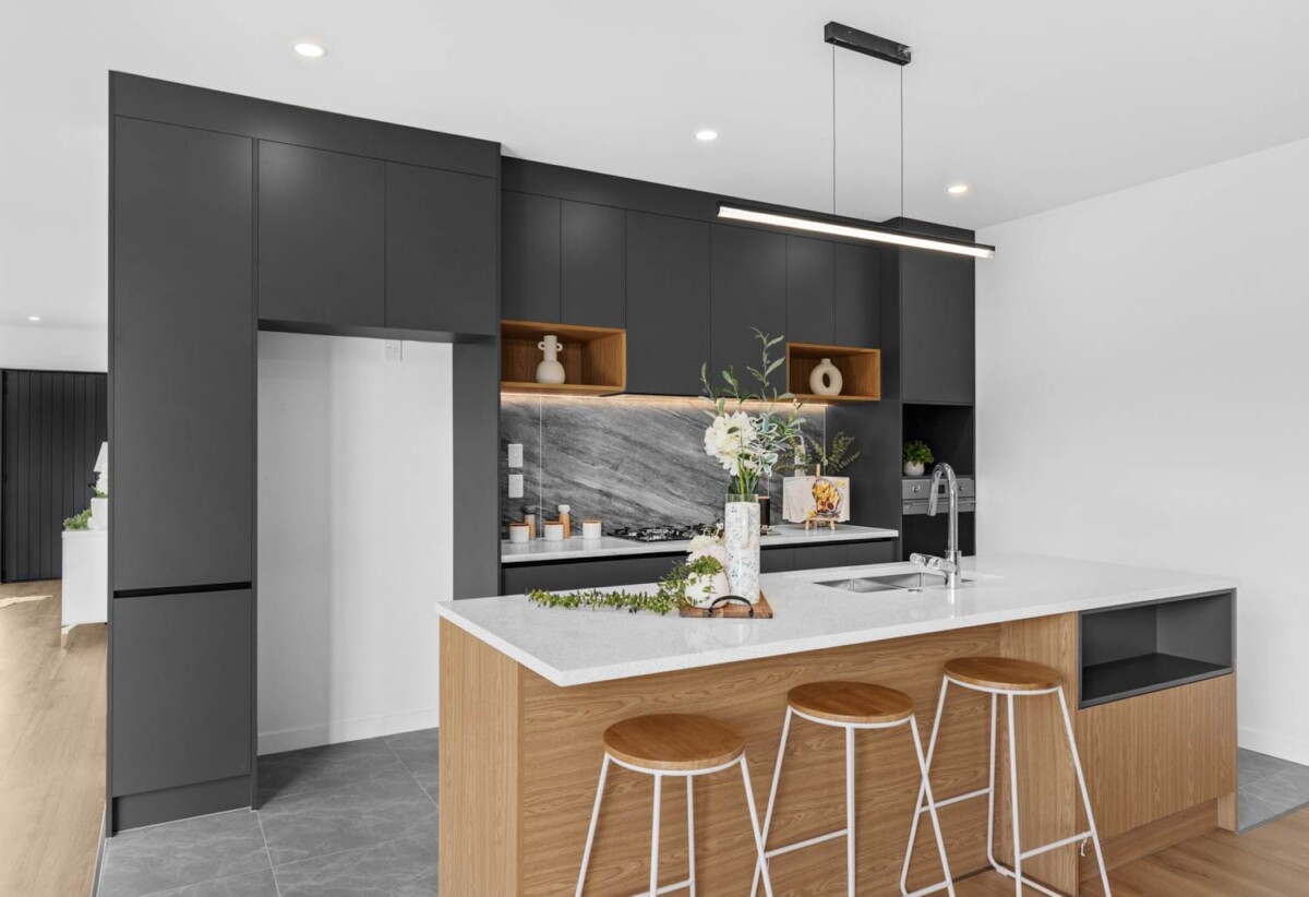Standalone New 4 beds 2.5 baths house with garage, 3.7 km to Te Hihi School, 4.1 km to Karaka School, 61 Maungakaraka Road, Karaka, Auckland