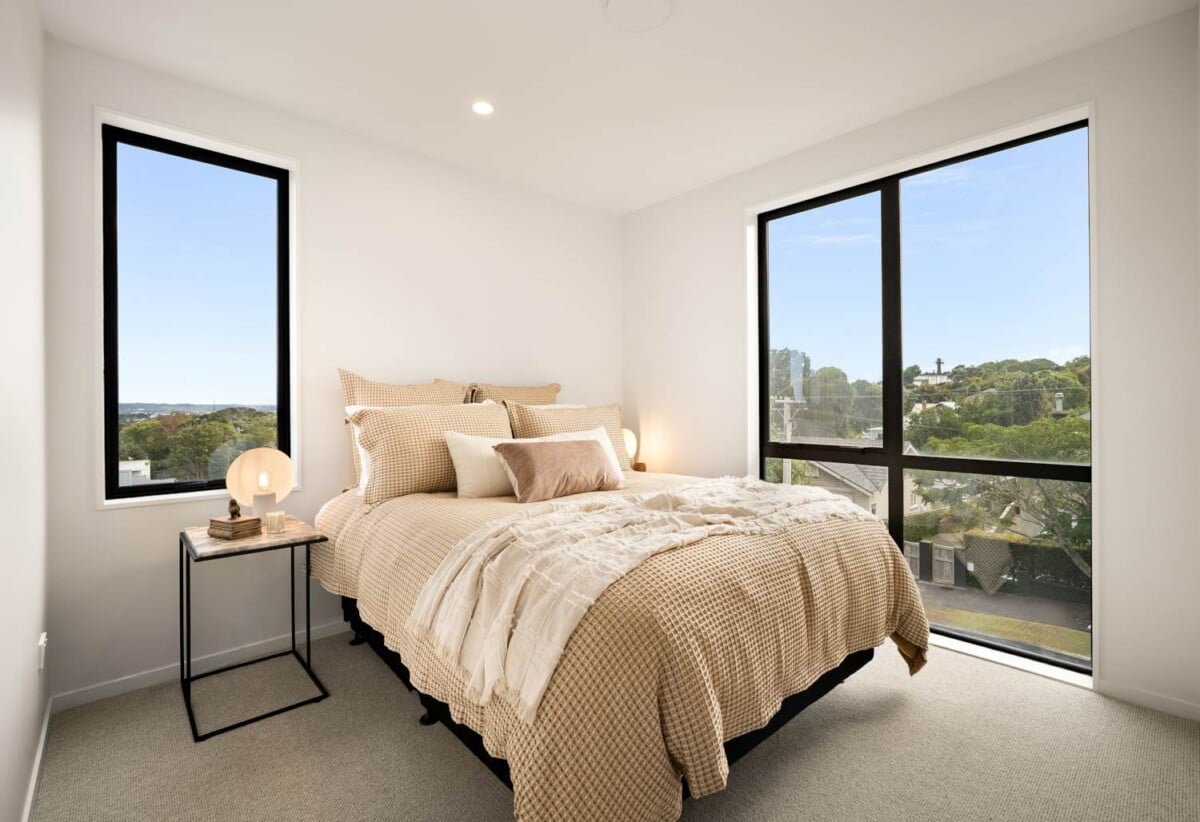 Double Grammar school zone, Brandnew standalone 3 beds 2.5 baths home with double garage, just moments from Mt Eden Village, 1.7 km to Epsom Girls’ Grammar School, 1.8 km to Auckland Grammar, 1/30 Grange Road, Mt Eden, Auckland