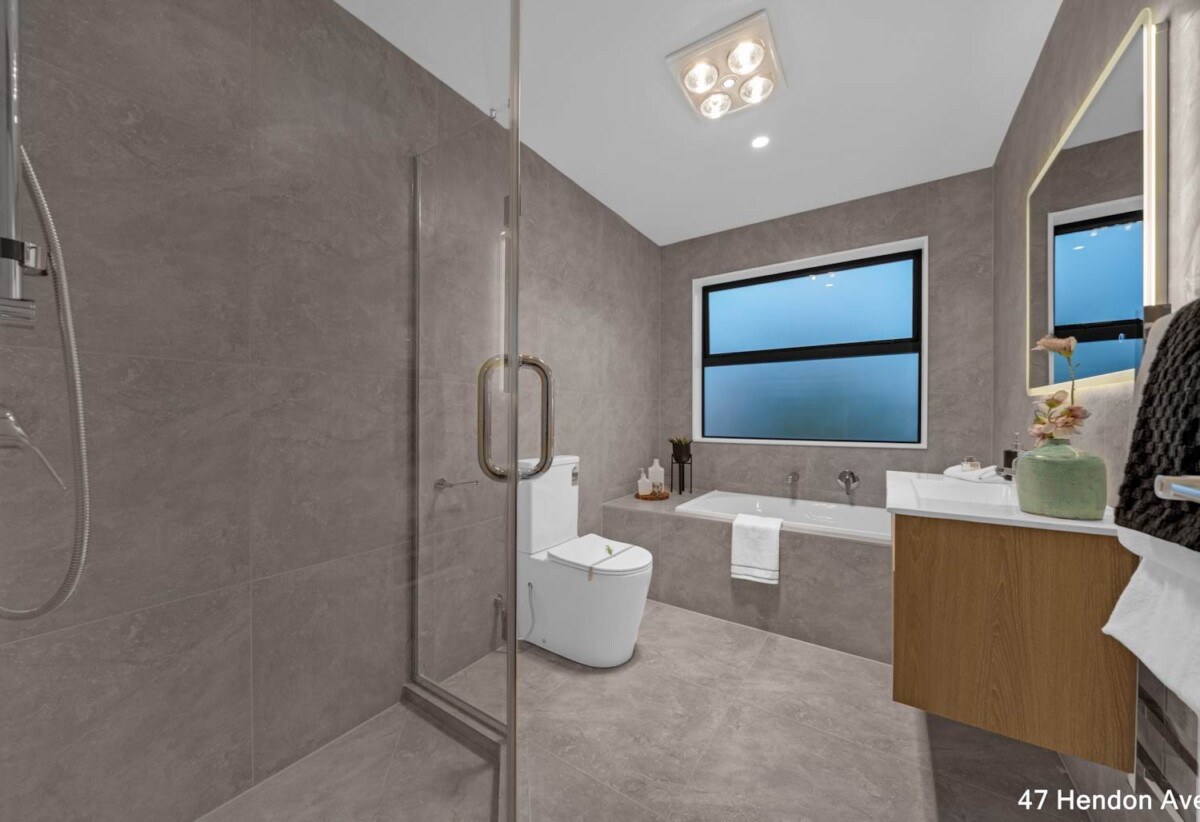 6 x Stylish 3-Bedroom Homes with car park and 3 x Standalone 4-Bedroom Homes with Garage, Just a short stroll to the picturesque Alan Wood Reserve, with scenic walkways and cycle paths, close to schools, shops, supermarkets, motorway access, 1.7 km to Avondale College, 47&49 Hendon Avenue, Mt Albert, Auckland