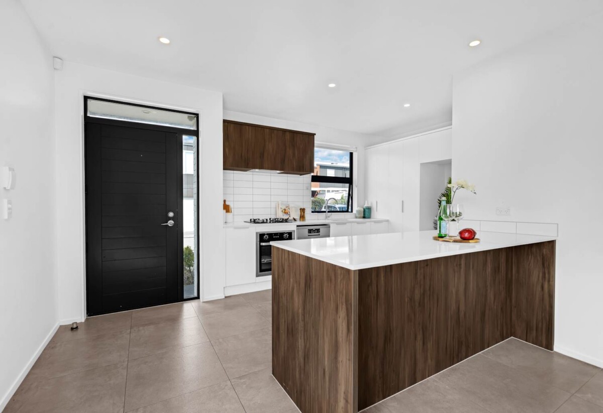 Fletcher Build. 3 beds 2.5 baths home with carpark, Just a short walk to Ormiston Town Centre, and zoned for sought-after schools including Ormiston Junior College and Ormiston Senior College, 0.7 km to Ormiston Senior College, 16 Paterae Lane, Flat Bush, Auckland