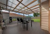 Motivated Vendor – Must Sell, Renovated 160m2 Brick and tile 4 beds 2 baths house with double garage on 505m2 section, move-in ready, close to shops, schools, 0.2km to Chapel Downs School, 2.2 km to Sancta Maria College, 2 section, 24 Nuneaton Drive, Flat Bush, Auckland