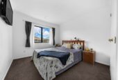 Motivated Vendor – Must Sell, Renovated 160m2 Brick and tile 4 beds 2 baths house with double garage on 505m2 section, move-in ready, close to shops, schools, 0.2km to Chapel Downs School, 2.2 km to Sancta Maria College, 2 section, 24 Nuneaton Drive, Flat Bush, Auckland