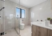 Brandnew standalone 4 beds 2.5 baths home with garage, just moments from the tranquil Auckland Botanic Gardens. shops, schools, motorway access, 0.4 km to Alfriston College, Lot 2/13 Rathmar Drive, Manurewa, Auckland