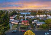 Brick and tile 4 beds 1 bath house with garage on 825m2 section, A child centre near by and a short drive to the local schools and shopping malls, handy to motorway access, 0.7 km to Papatoetoe East School, 32 Esperanto Road, Papatoetoe, Auckland