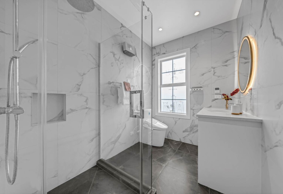 Ormiston school zone, 6 beds + study 5.5 baths house with double garage and 2-beds granny on 489m2 section, Minutes to Ormiston Town Centre, schools, 2 Piringa Street, Flat Bush, Auckland