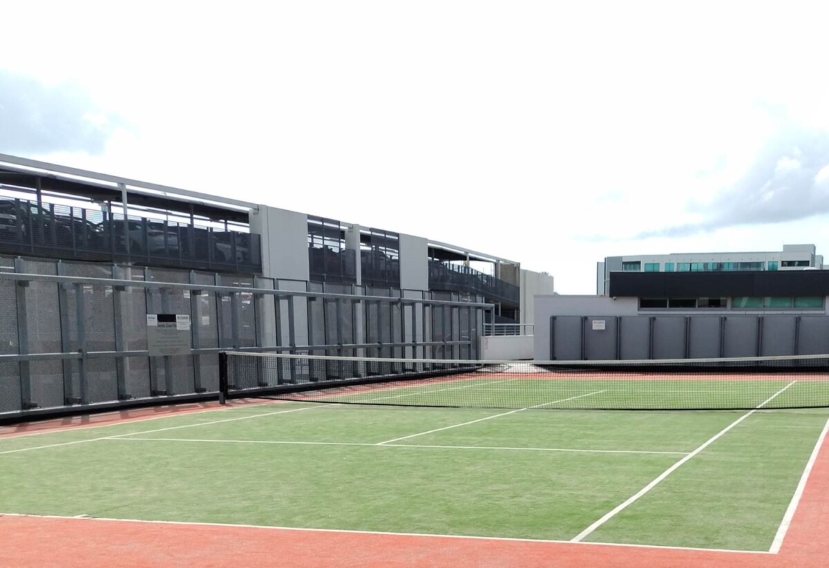 Auckland Girls’ Grammar School zone, Renovated Leasehold 2 beds 2 baths 2 car parks apartment, 74sqm plus a massive balcony of approx. 18sqm, just a short stroll to Britomart, Queen Street, and Commercial Bay, 1004/30 Beach Road, City Centre, Auckland