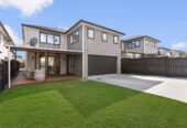 318m2 7 beds 4.5 baths house with double garage and 2 beds granny, Ormiston Town Centre is right on your doorstep, and Ormiston schools nearby, 403 Ormiston Road, Flat Bush, Auckland