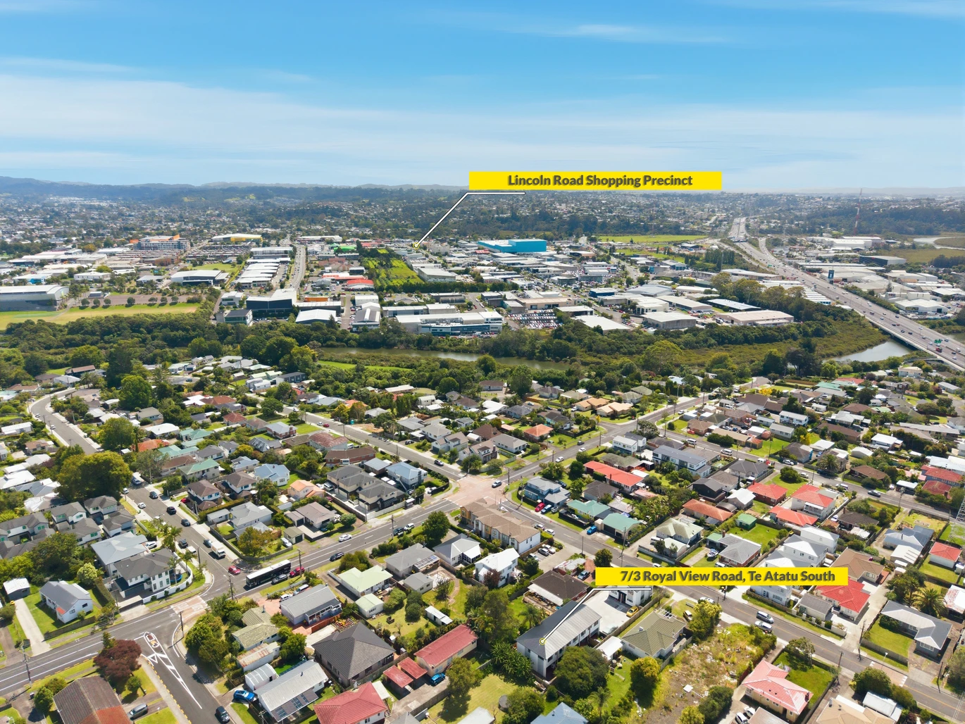 111m2 2 beds 2.5 baths home with car park, close to schools, local cafes, and the coastal walkways, motorway access, 7/3 Royal View Road, Te Atatu South, Auckland