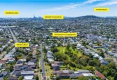 254m2 Brick and weatherboard 5 beds 3.5 baths house with double garage on 467m2 section, close to schools, Westfield St Lukes shopping centre, 23B Watea Road, Sandringham, Auckland