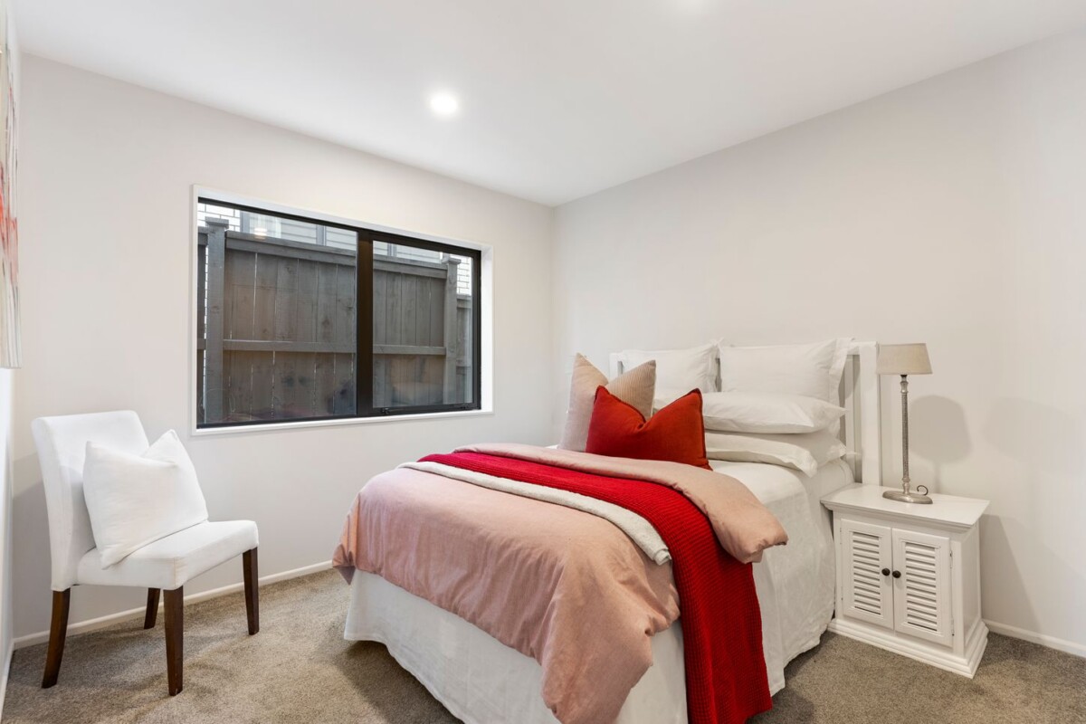 318m2 7 beds 4.5 baths house with double garage and 2 beds granny, Ormiston Town Centre is right on your doorstep, and Ormiston schools nearby, 403 Ormiston Road, Flat Bush, Auckland