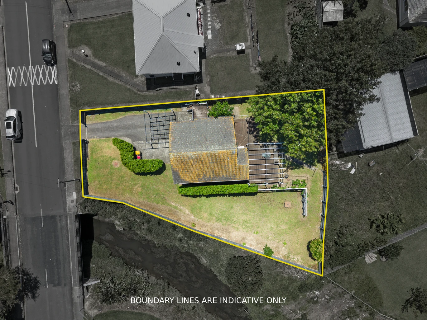 3 beds 1 bath house on 832m2 section, close to schools, shopping centres, motorway access, 71 Hamill Road, Otara, Auckland