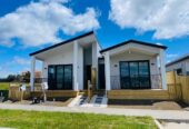Brandnew 3 beds 1.5 baths Duplex home with car park, Close to local schools, parks, shopping amenities, and transport routes, 18 Ihi Place, Drury, Auckland