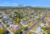 116m2 3 beds 1 bath house on 410m2 section, close to schools, Manukau shopping centre, Auckland Botanic Gardens, motorway access, 35 Tampin Road, Hillpark, Auckland