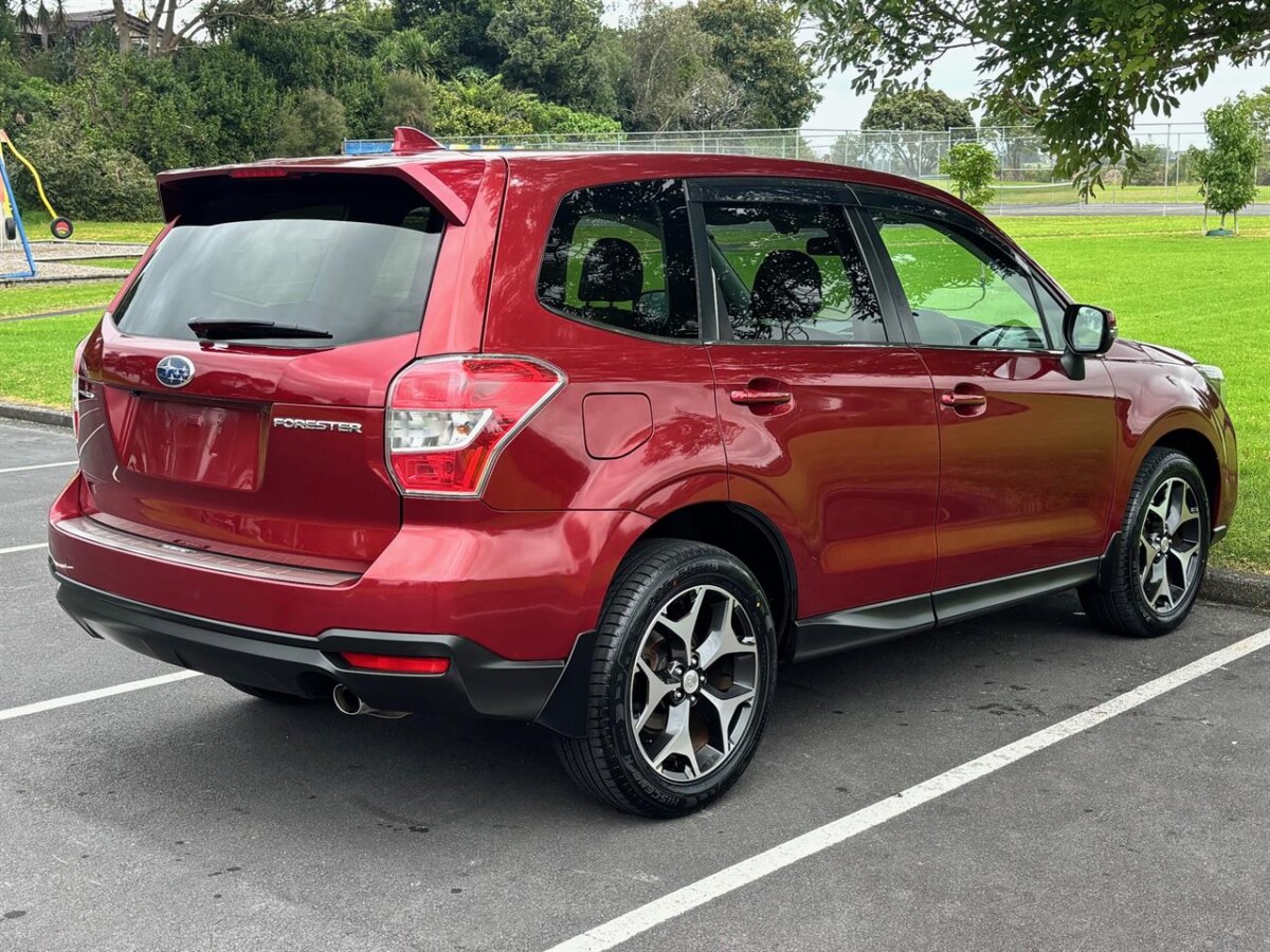 2015 Subaru Forester 2.0 S Limited, Automatic, Burgundy, 5 seats, 5 Door, RV-SUV, 2000cc, Petrol, 100,893km