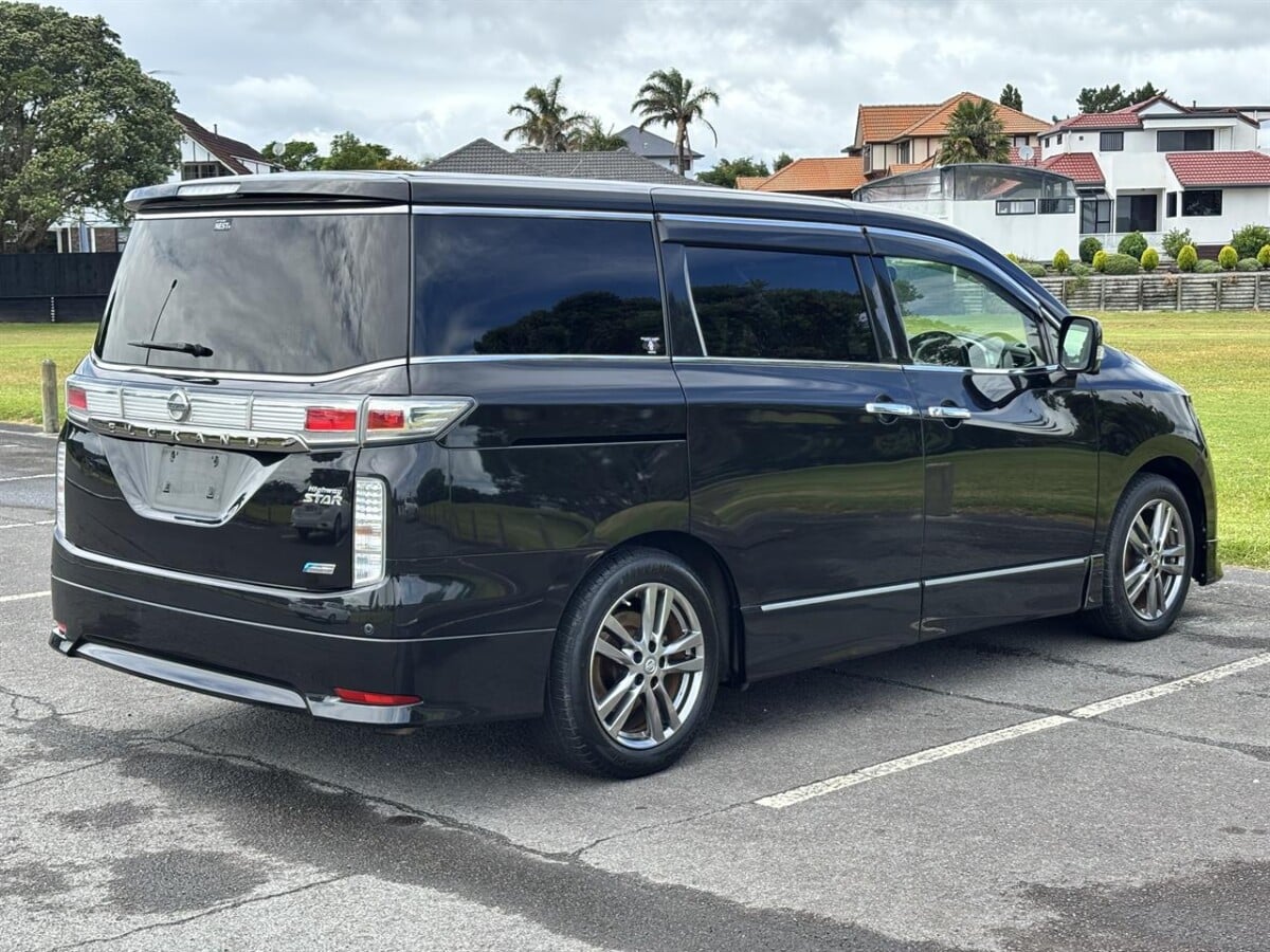 2013 Nissan Elgrand 2.5 Highway Star, Black, Automatic, 7 seats, 5 Door, Van, 2500cc, Petrol, 140,883km