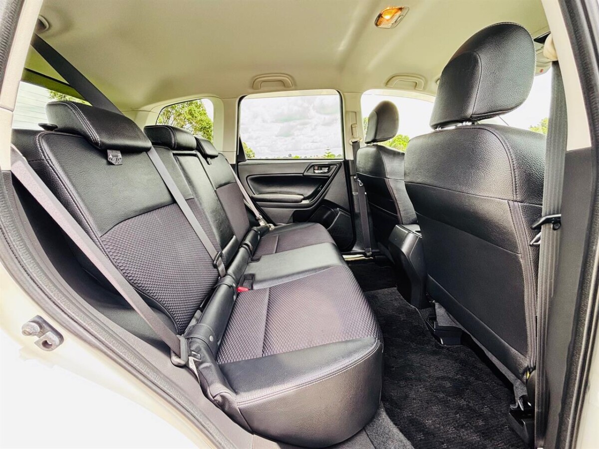 2013 Subaru Forester 2.0 XT Eye Sight, Automatic, Pearl White, 5 seats, 5 Door, RV-SUV, 2000cc, Petrol, 41,073km