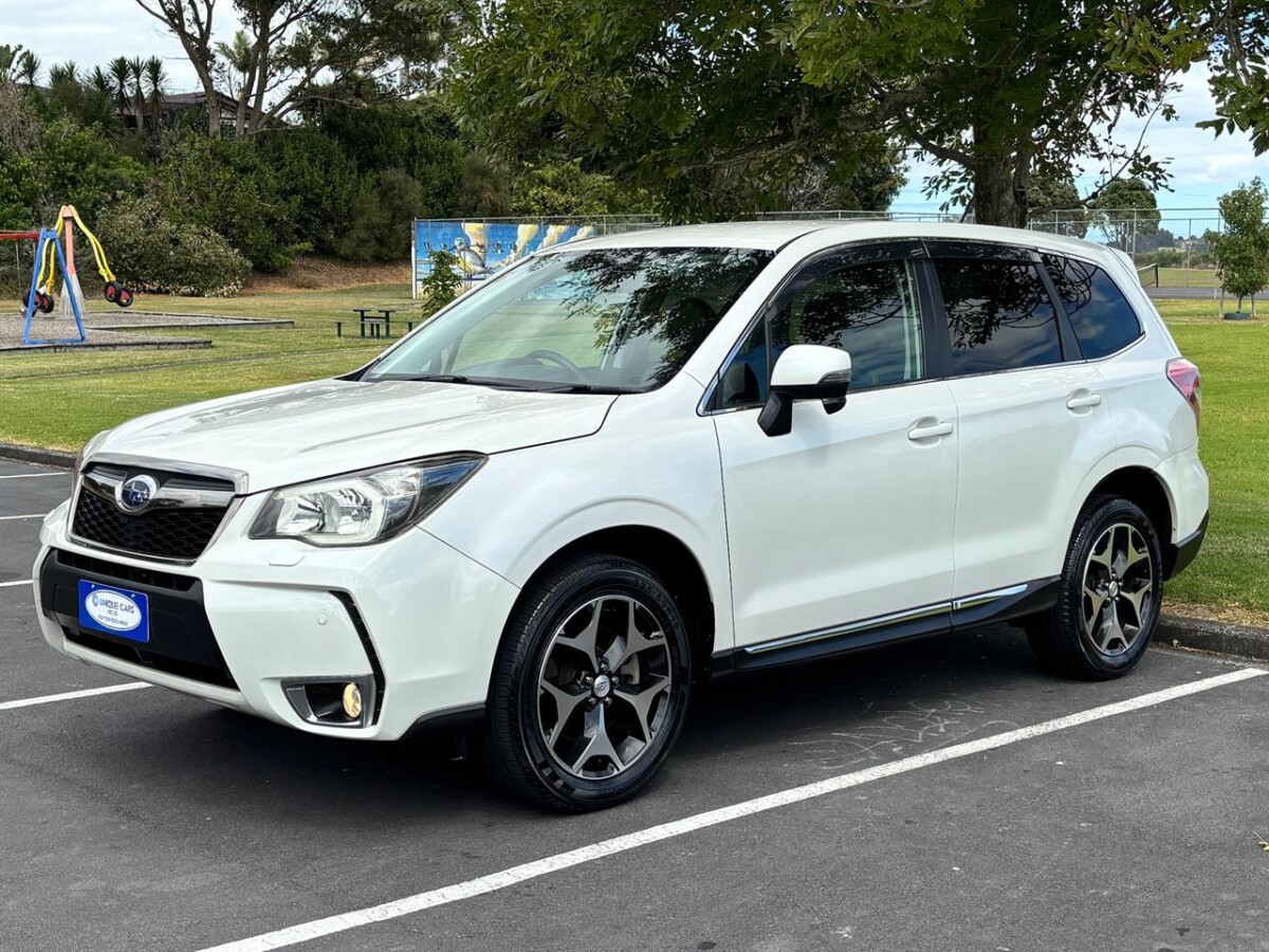 2013 Subaru Forester 2.0 XT Eye Sight, Automatic, Pearl White, 5 seats, 5 Door, RV-SUV, 2000cc, Petrol, 41,073km
