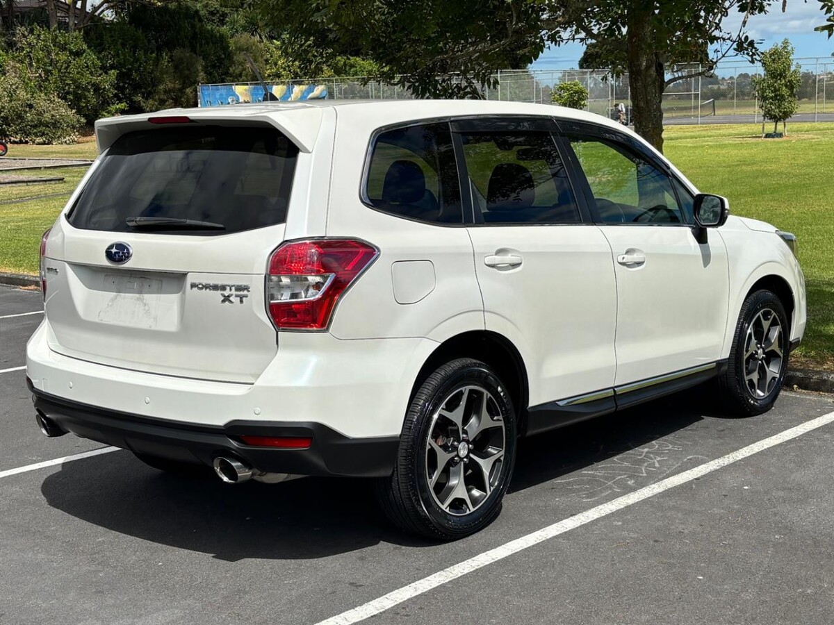 2013 Subaru Forester 2.0 XT Eye Sight, Automatic, Pearl White, 5 seats, 5 Door, RV-SUV, 2000cc, Petrol, 41,073km