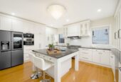 Double Grammar school zone, 428m2 7 beds 6 baths house with double garage and wet bars on 370m2 section, 4 ensuites, zoned for Auckland Grammar School and Epsom Girls Grammar School, close to Cornwall Park and Greenlane Hospital, with cafes, restaurants and supermarket nearby, 21 Inverary Avenue, Epsom, Auckland