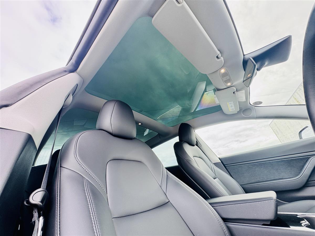 2019 Tesla Model 3 Long Range 4WD Sedan Automatic, 5 seats, Electric, 22,500 km