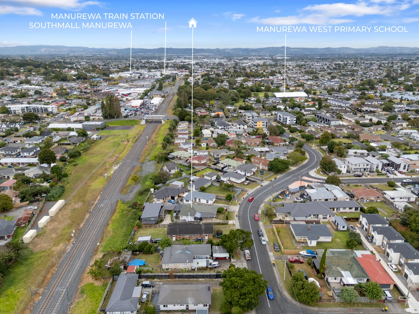 134m2 3 beds 2 baths house on 314m2 section, minutes away from the train station, Town Centre, schools, motorway access, 116 Gloucester Road, Manurewa, Auckland