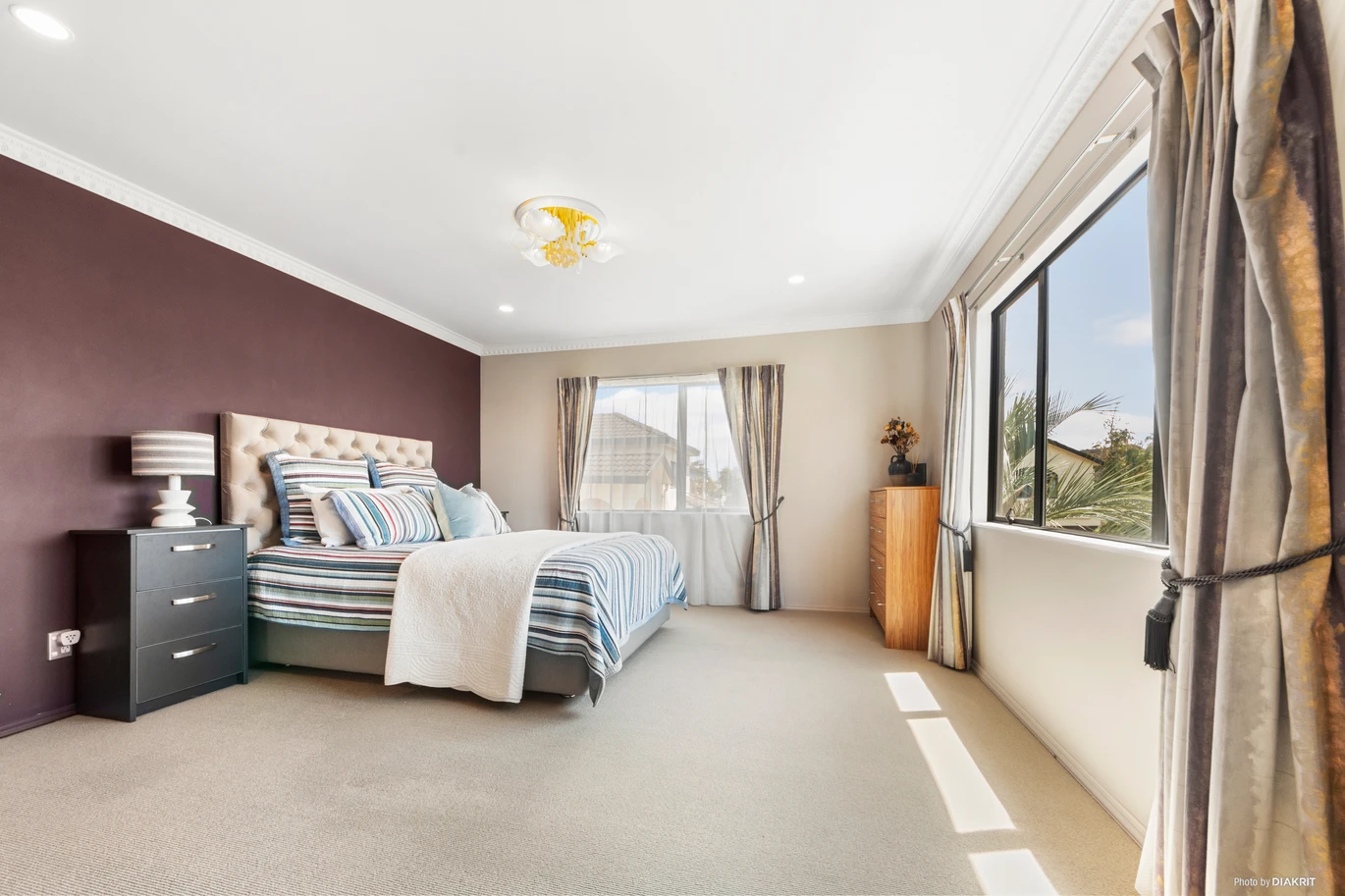 Macleans College zone, 4 beds 2.5 baths house with double garage on 325m2 section, Zoned for Macleans College, Bucklands Beach Intermediate, and Bucklands Beach Primary School, 153 Bucklands Beach Road, Bucklands Beach, Auckland
