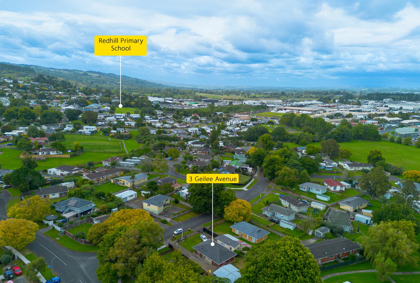 Brick and tile 3 beds 2 baths house with sleepout and standalone double garage on 683m2 section, Close to local schools, shops, parks, and transport links, 3 Galilee Avenue, Papakura, Auckland