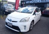 2013 Toyota Prius HYBRID Hatchback Automatic, 5 seats, 1,790 cc, 372,417 km