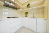 336m2 6 beds 5 baths house with double garage and 2 beds granny on 403m2 section, close to schools, parks, shopping centres, Zoned for top-tier schools including Mission Heights and Ormiston, 2 Veneta Close, Flat Bush, Auckland