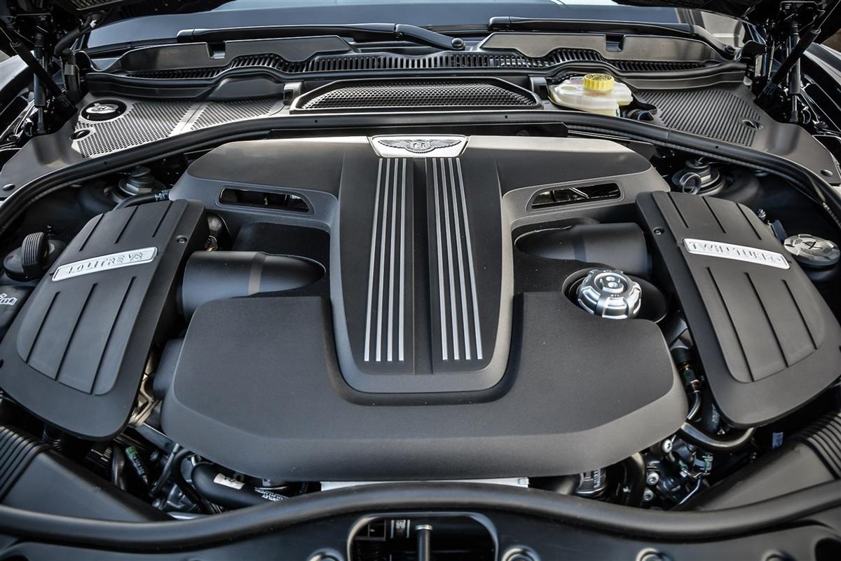 2014 Bentley Flying Spur V8 Bi-Turbo 4WD Sedan Automatic, 5 seats, Black, Petrol, 3,993 cc, 56,000 km