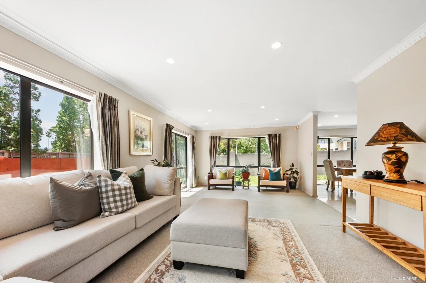 Macleans College zone, 4 beds 2.5 baths house with double garage on 325m2 section, Zoned for Macleans College, Bucklands Beach Intermediate, and Bucklands Beach Primary School, 153 Bucklands Beach Road, Bucklands Beach, Auckland