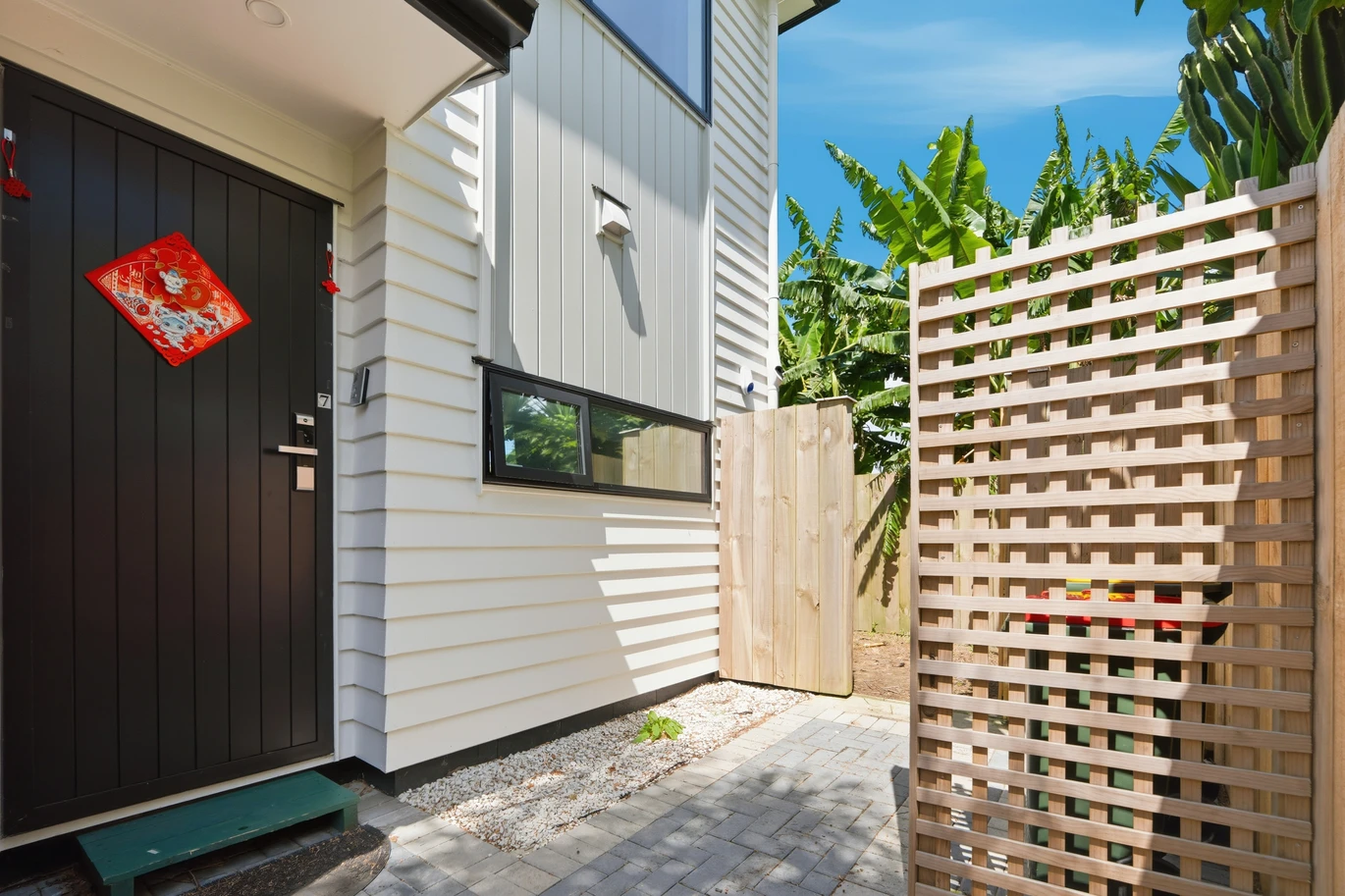 111m2 2 beds 2.5 baths home with car park, close to schools, local cafes, and the coastal walkways, motorway access, 7/3 Royal View Road, Te Atatu South, Auckland