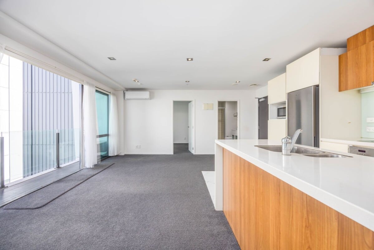 61m2 2 beds 2 baths 1 car park apartment, opposite Woolworths and just a short walk to Spark Arena, cafes, restaurants, and shops, 423/8 Dockside Lane, Auckland Central, Auckland
