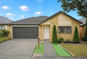 Qverseas owner, 142m2 Brick and tile 3 beds 2 baths house with double garage on 281m2 section, close to WestCity Mall Henderson, schools, the popular shopping and dining options along Lincoln Road, including Pak’nSave and Mitre 10 MEGA, motorway access, 32 Espalier Drive, Henderson, Auckland