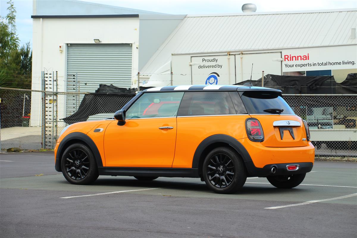 2018 MINI Cooper Facelift Hatchback Automatic, 4 seats, Petrol, 1,500 cc, 50,000 km