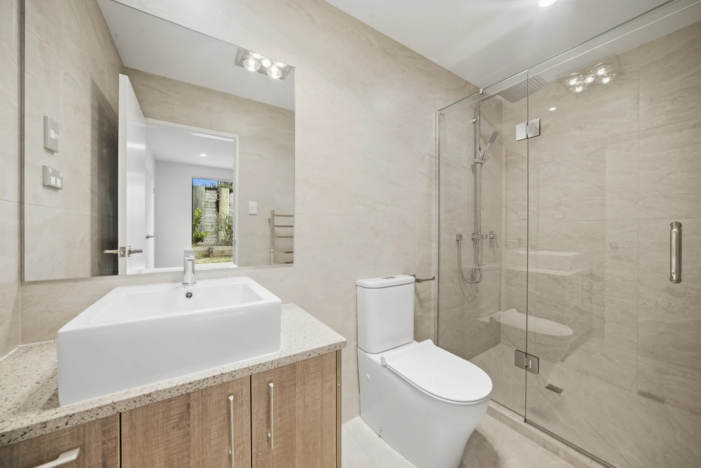 Must sell, Vendor on the move, 123m2 3 beds 2 baths home with garage, close to schools, Henderson Train Station, WestCity Mall, ACG Sunderland and Unitec. Nature at Your Doorstep: Enjoy a beautiful, short minutes-walk along the Waikumete Stream right to Hart Domain, 21 Korokio Lane Henderson, Auckland