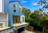 Brandnew standalone 3 beds 2.5 baths home with garage, Minutes to LynnMall Shopping Centre and the popular Brickworks dining precinct, zoned for Fruitvale School, Blockhouse Bay Intermediate, Green Bay High School, 26E Trojan Crescent, New Lynn, Auckland