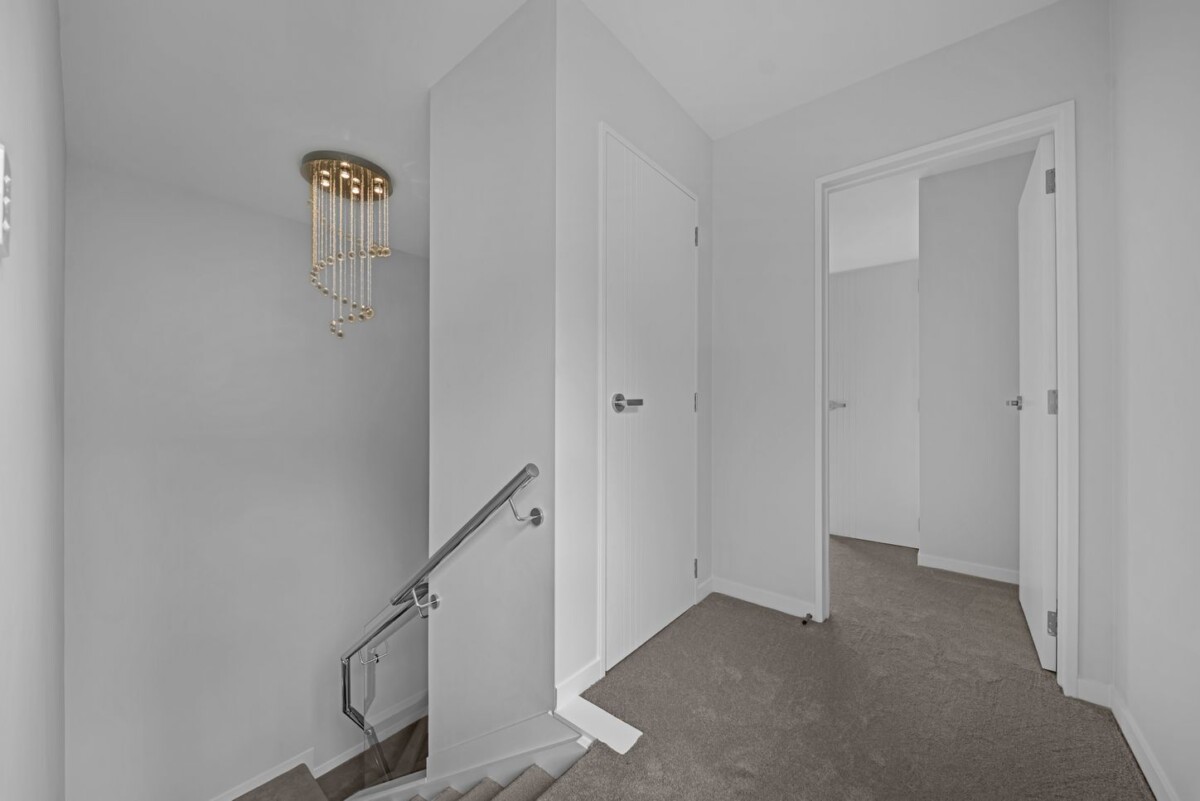 Affordable Brandnew standalone 5 beds 3.5 baths house with garage, 2 ensuites, 1 ensuite ground floor, close to schools, shopping centre, 19 Artemis Way, Flat Bush, Auckland