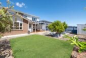 Super Realistic Vendor, Two kitchens, 6 beds + study 5.5 baths house with double garage and 2-beds granny, zoned for Te Nikau Primary School, Ormiston Junior College, Ormiston Senior College, close to schools, shops, 10 Peihinga Road, Flat Bush, Auckland