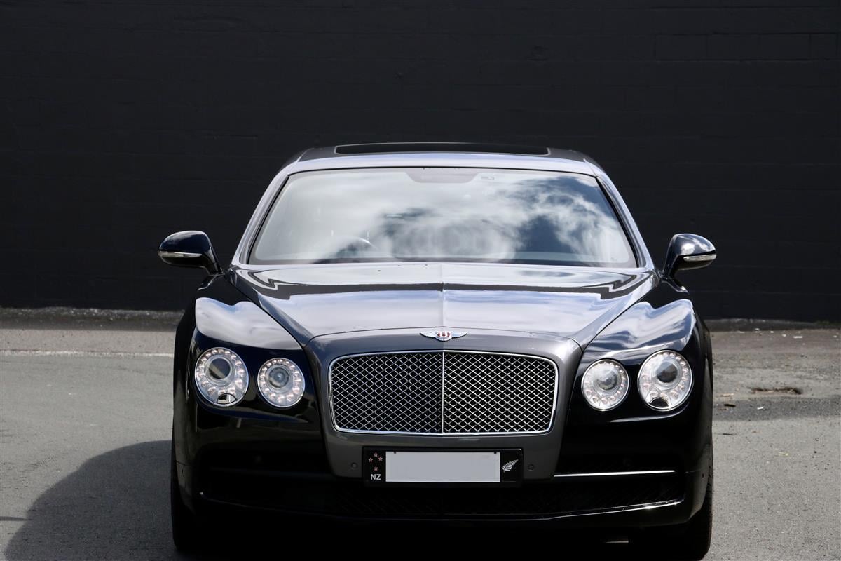 2014 Bentley Flying Spur V8 Bi-Turbo 4WD Sedan Automatic, 5 seats, Black, Petrol, 3,993 cc, 56,000 km