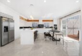 Super Realistic Vendor, Two kitchens, 6 beds + study 5.5 baths house with double garage and 2-beds granny, zoned for Te Nikau Primary School, Ormiston Junior College, Ormiston Senior College, close to schools, shops, 10 Peihinga Road, Flat Bush, Auckland